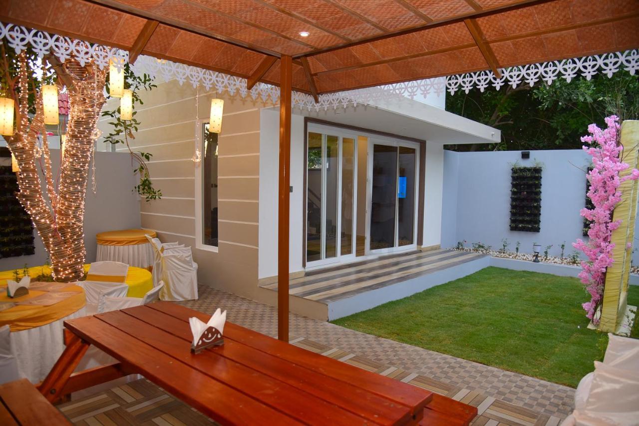 D Wayfarer Inn Resort Erode Kültér fotó