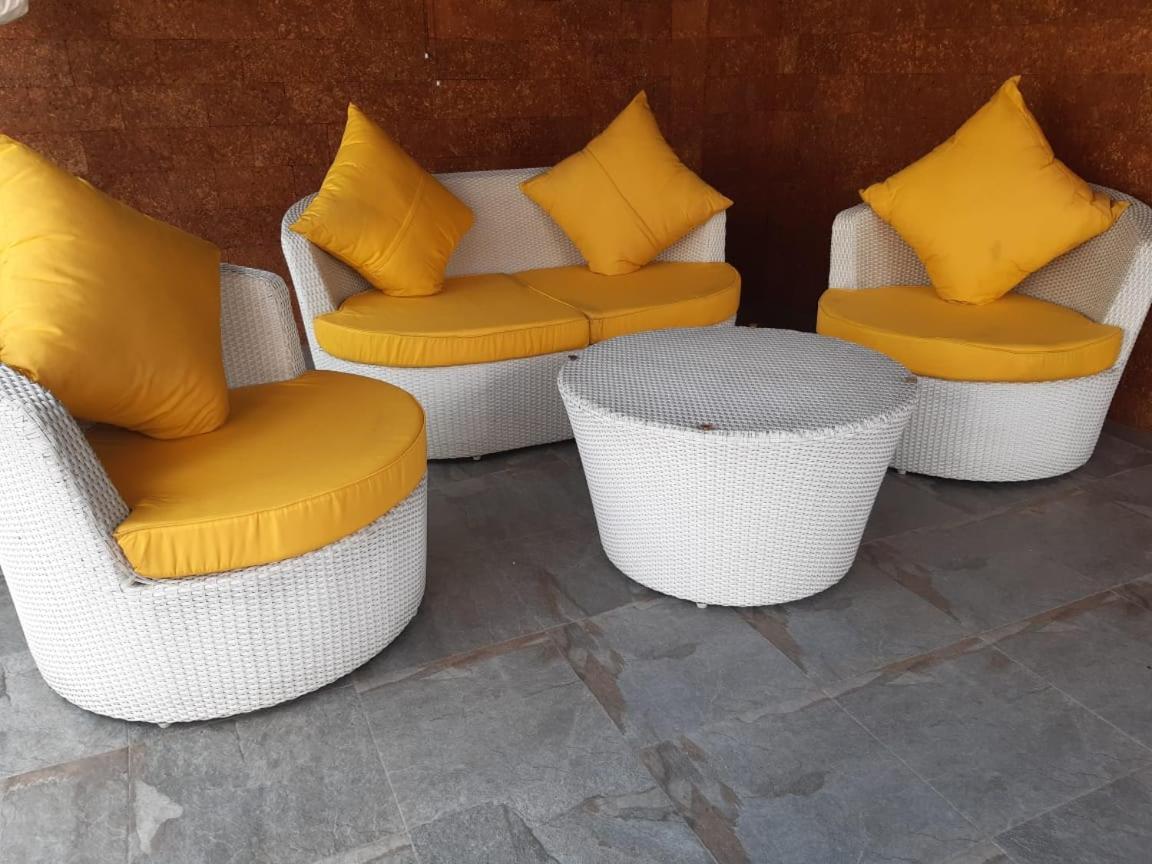 D Wayfarer Inn Resort Erode Kültér fotó