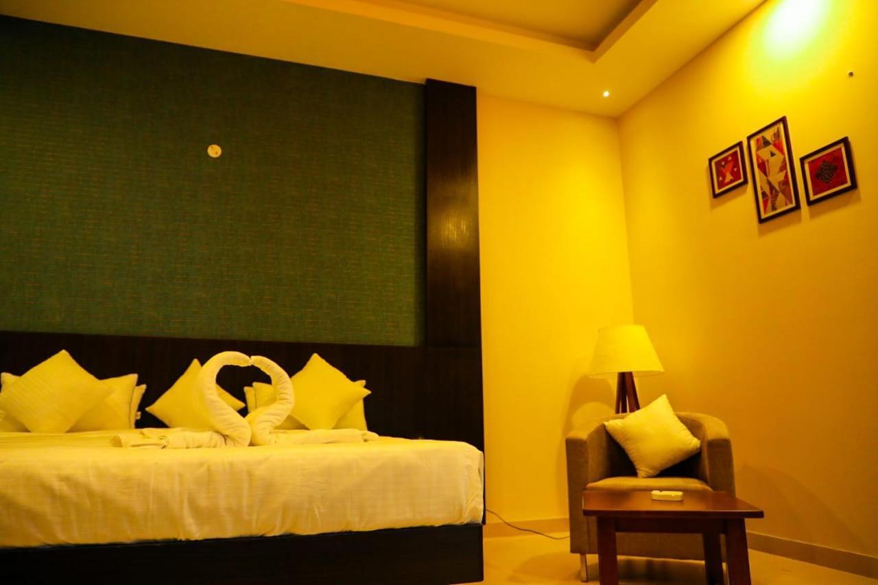 D Wayfarer Inn Resort Erode Kültér fotó